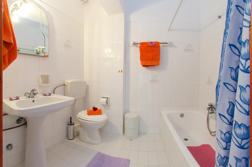Thodora Appartments Sami  Chambre photo